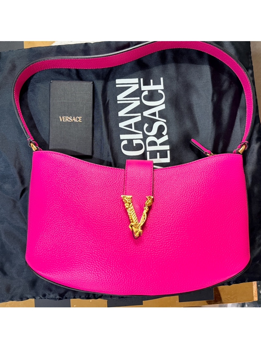 Versace Virtus Shoulder Bag in Fuchia EXCELLENT Condition + Dust Bag - Picture 2 of 16